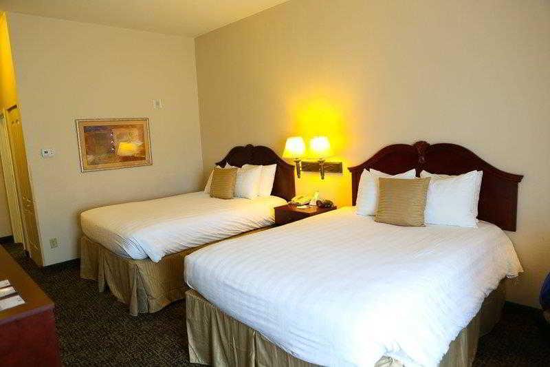 Country Inn & Suites By Radisson, Midway - Tallahassee West Buitenkant foto