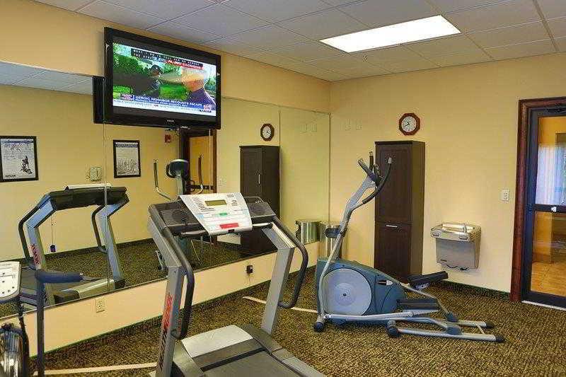 Country Inn & Suites By Radisson, Midway - Tallahassee West Buitenkant foto