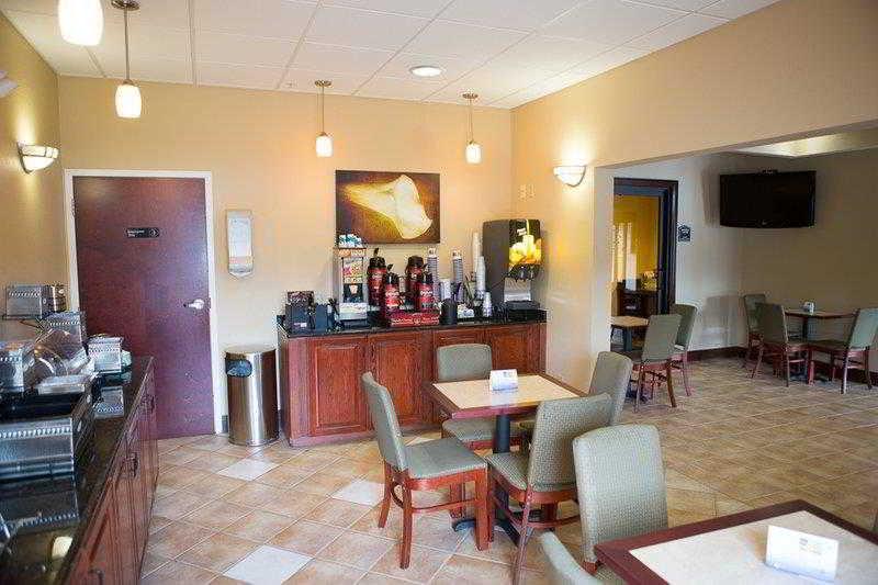 Country Inn & Suites By Radisson, Midway - Tallahassee West Buitenkant foto