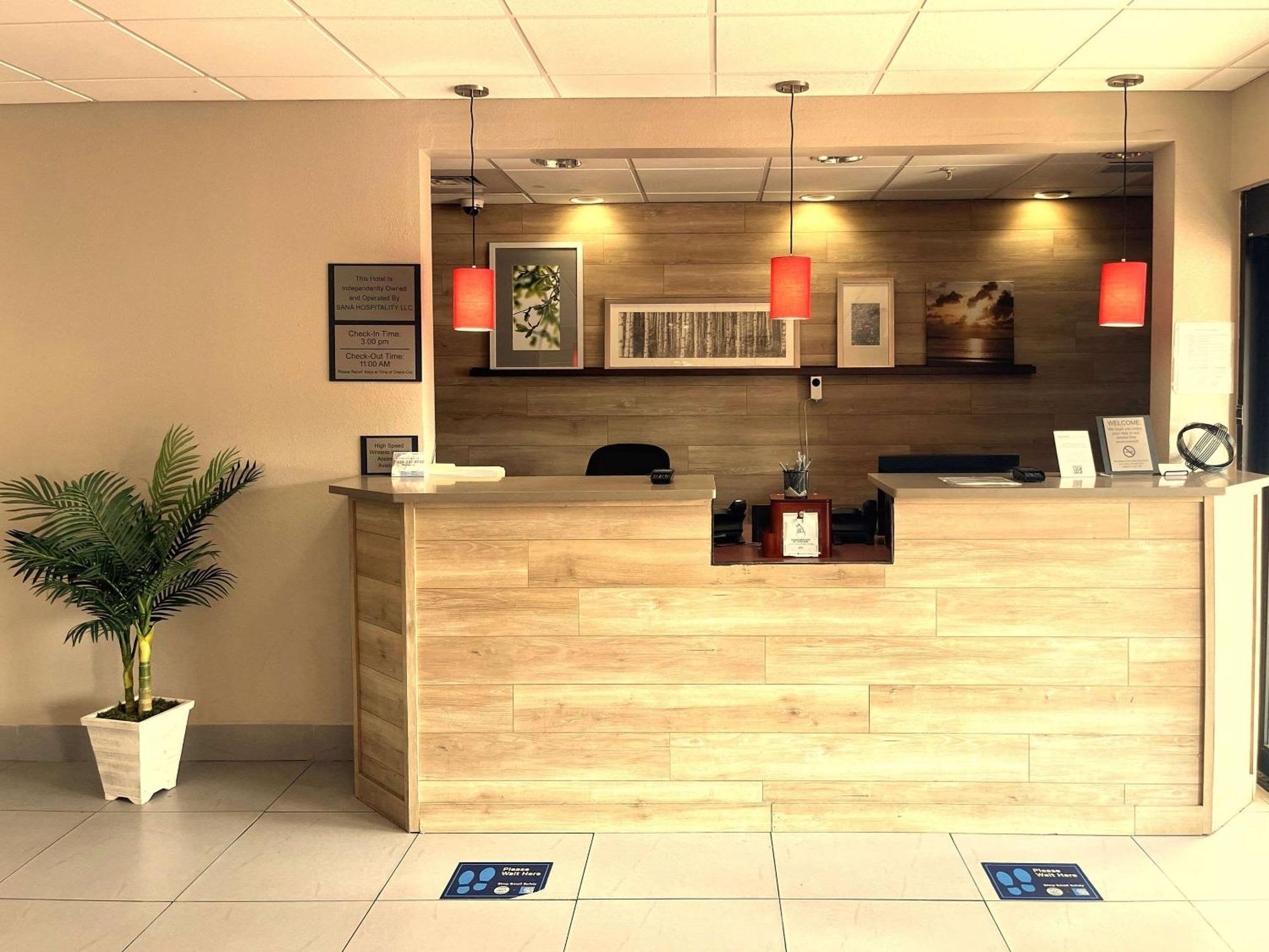 Country Inn & Suites By Radisson, Midway - Tallahassee West Buitenkant foto