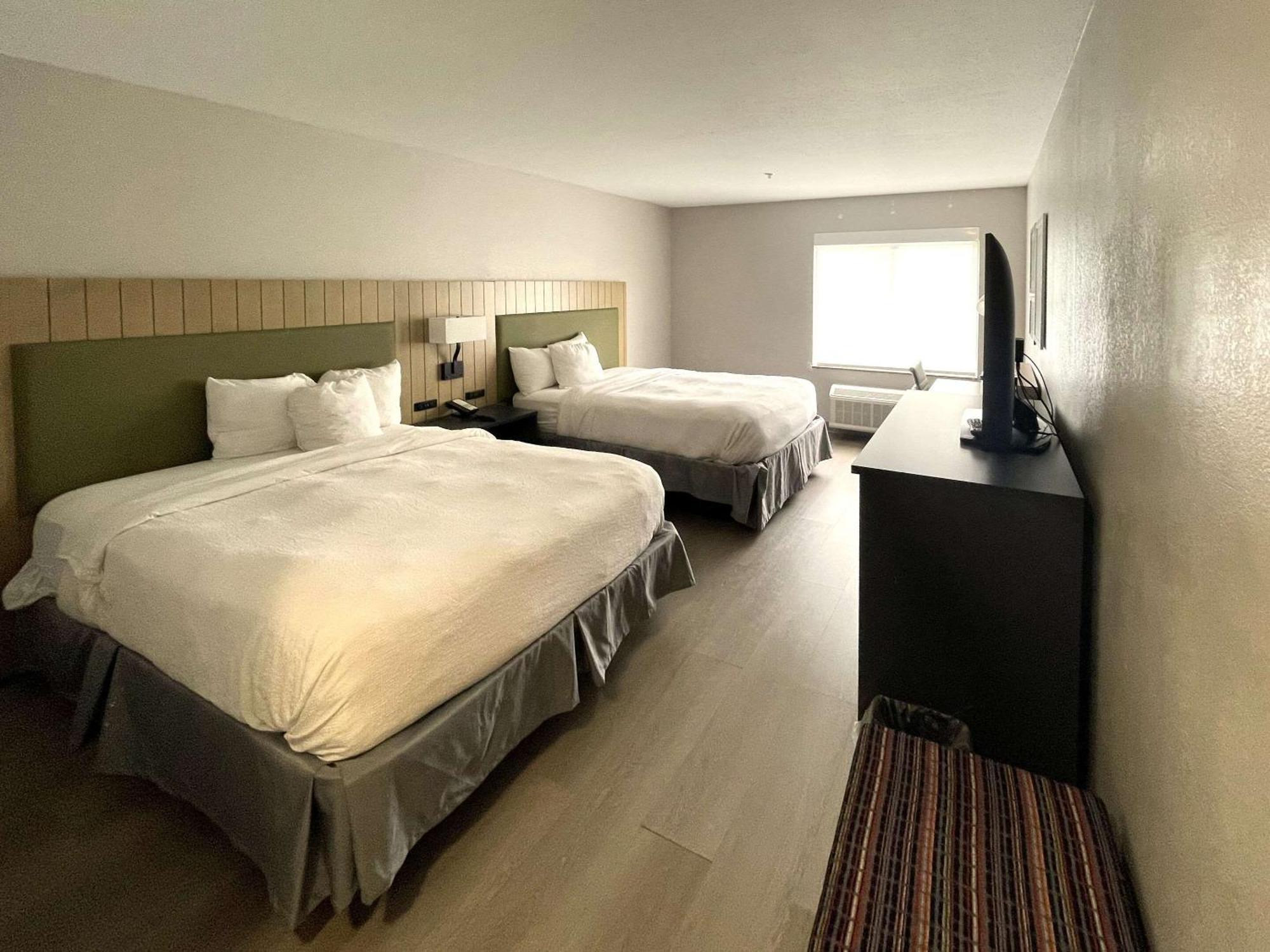 Country Inn & Suites By Radisson, Midway - Tallahassee West Buitenkant foto